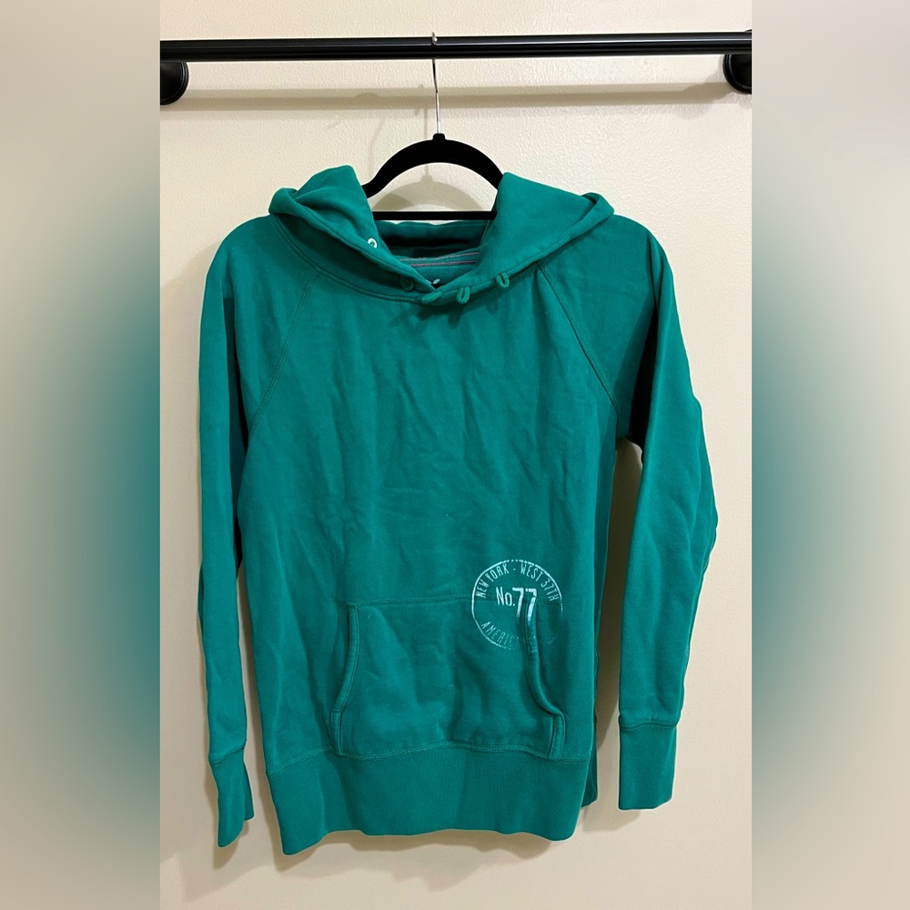 Women’s American Eagle Green hoodie 💚